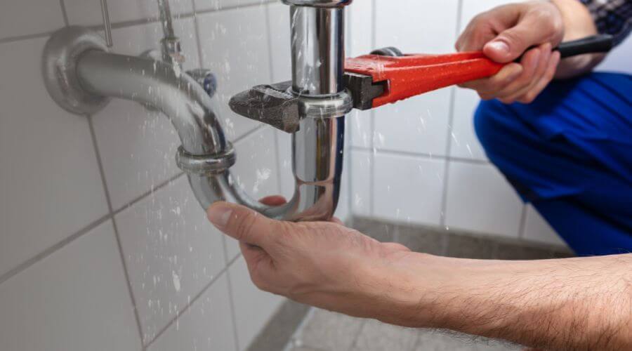 Electric tankless water heater installation in Smoot, WY